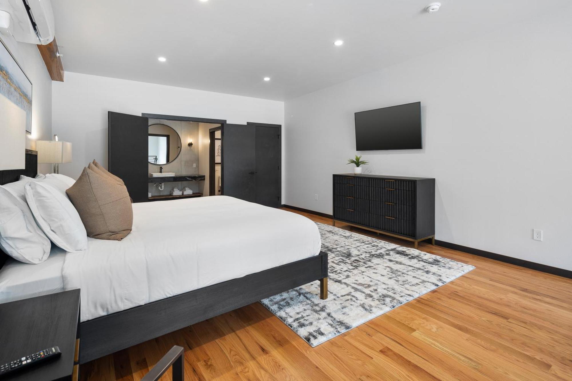 Mcgregor & Main - Luxury Lofts Apartment Hill City Exterior foto