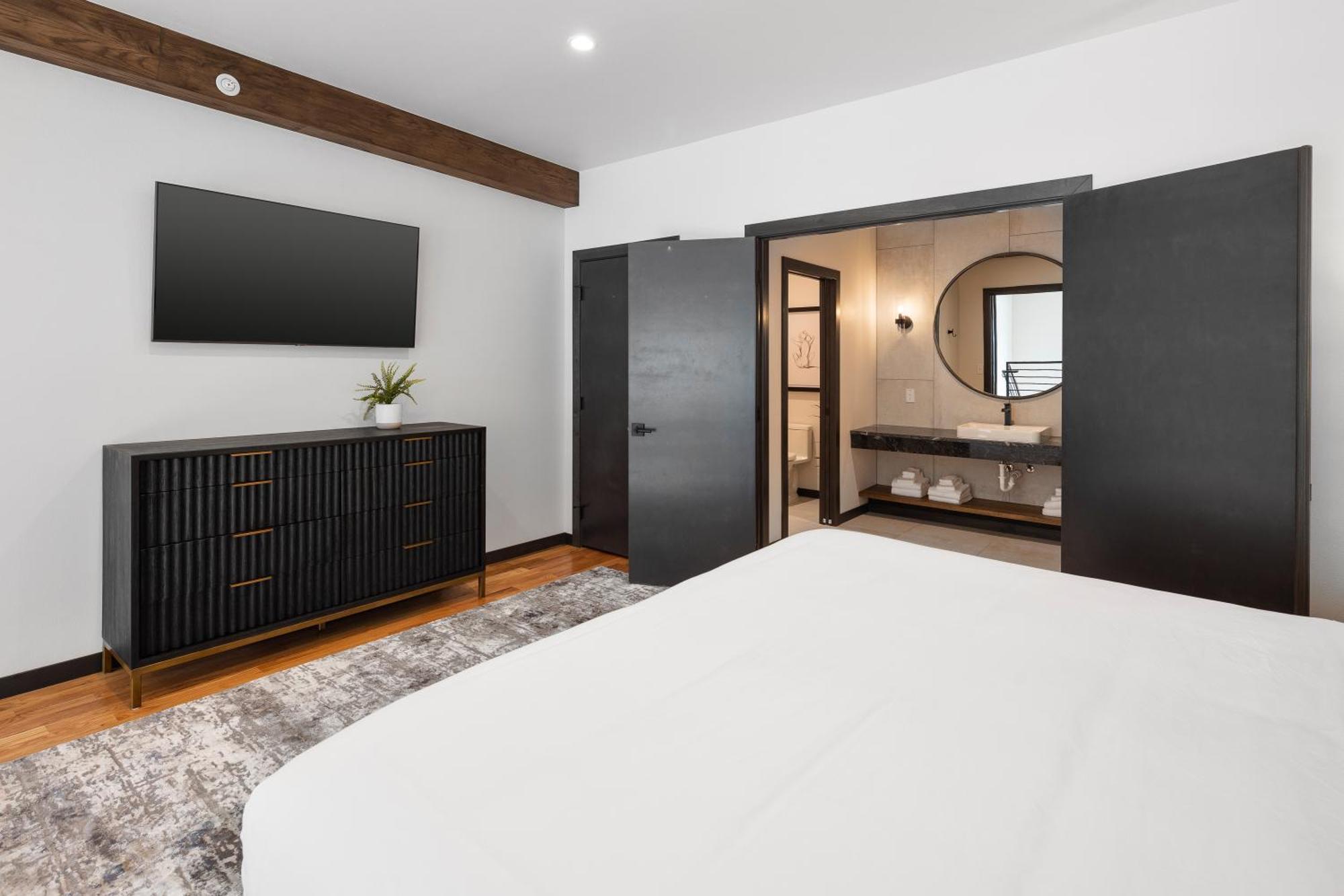 Mcgregor & Main - Luxury Lofts Apartment Hill City Exterior foto