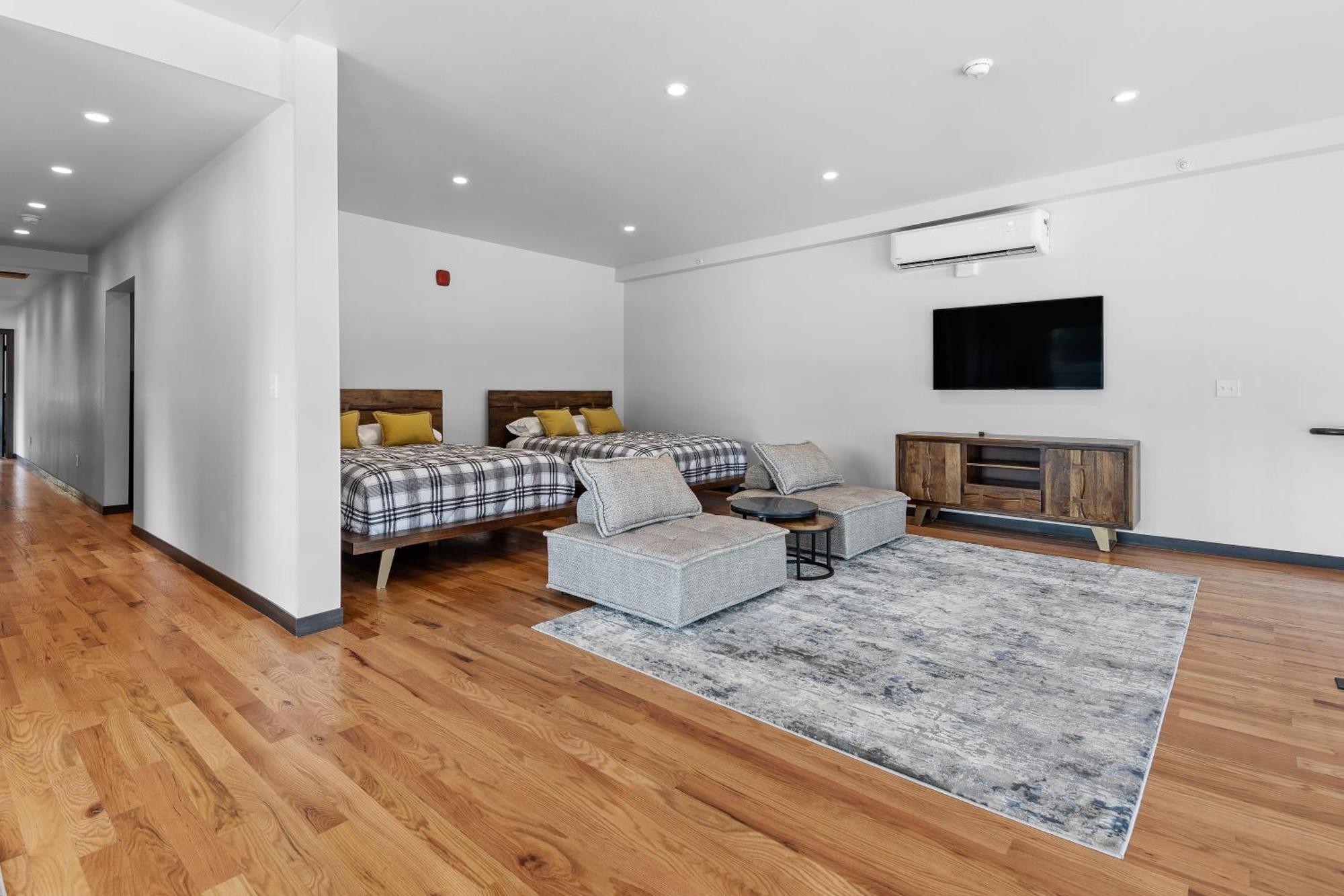Mcgregor & Main - Luxury Lofts Apartment Hill City Exterior foto