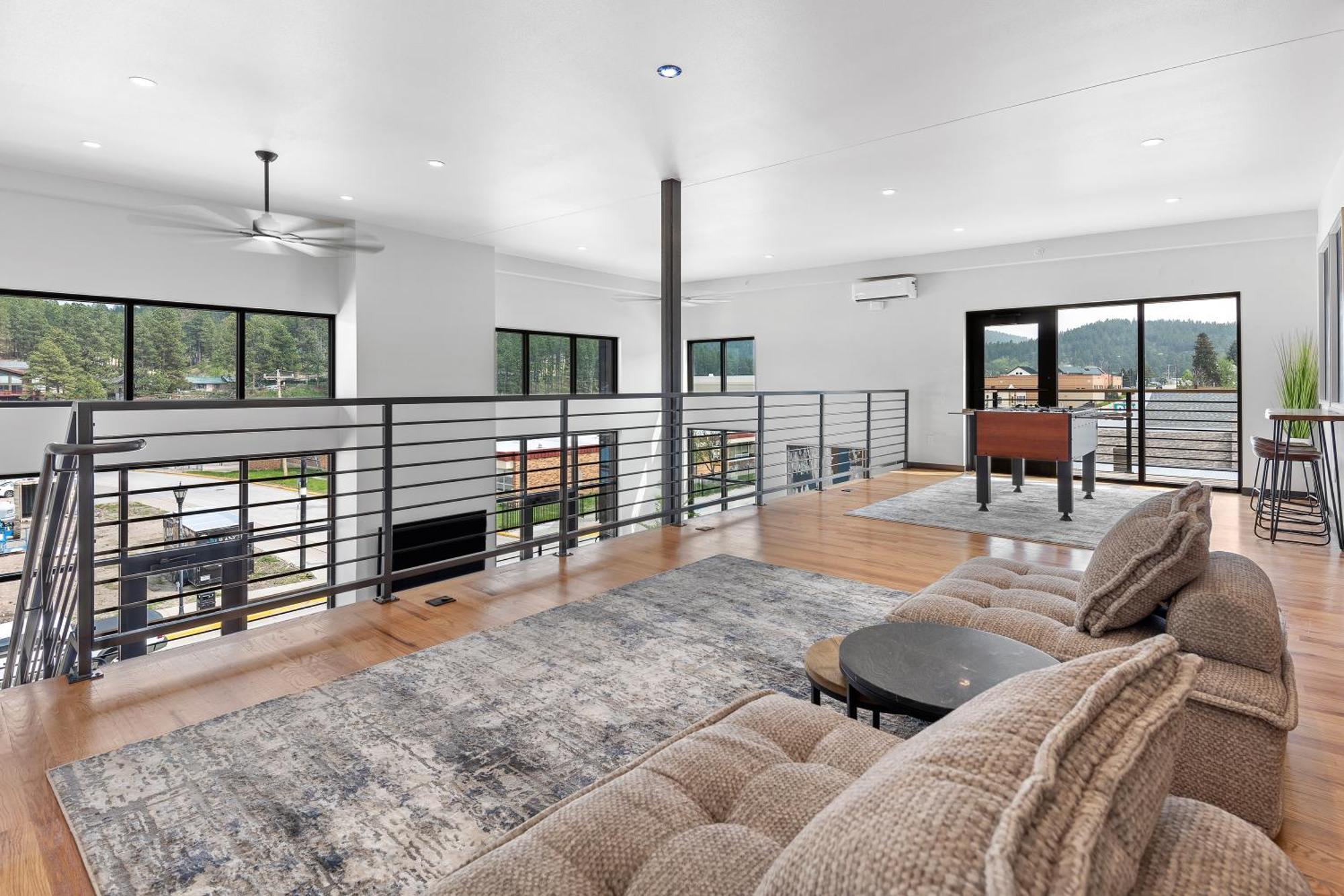 Mcgregor & Main - Luxury Lofts Apartment Hill City Exterior foto